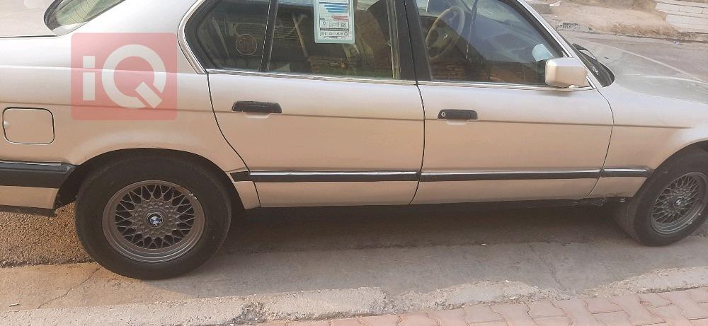 بی ئێم دەبڵیو سیریەس 7